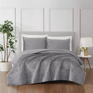 Royal Velvet Diamnond Velvet Quilt Full/queen 3 Pcs Grey QS5622GYFQ-2600